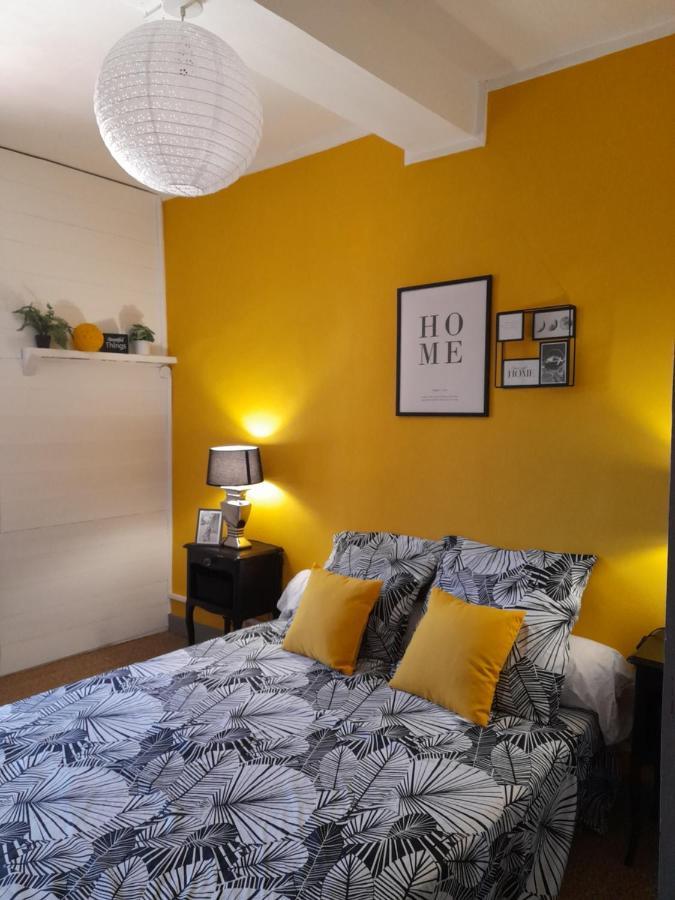 B&B Chambres "Chez Meme Germaine" Caramany Экстерьер фото