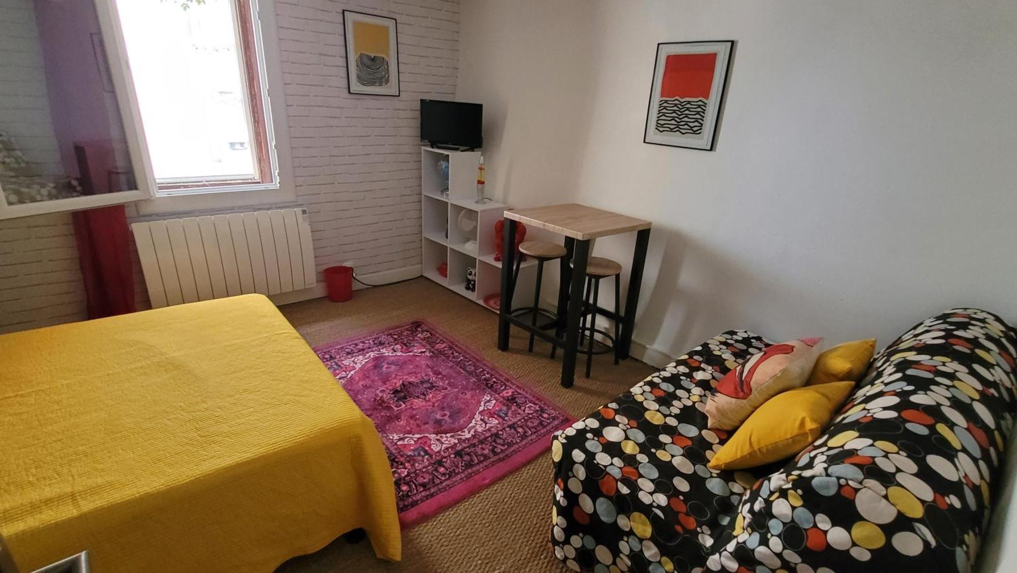 B&B Chambres "Chez Meme Germaine" Caramany Экстерьер фото